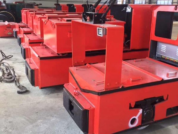 3T架線(xiàn)式工礦電機車(chē)